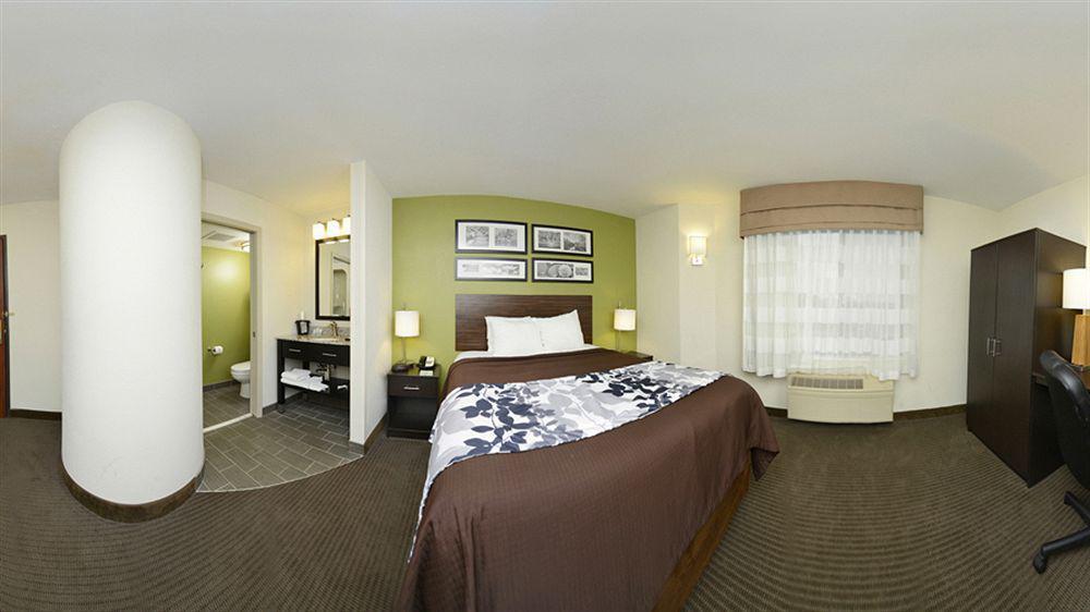 Garner Hotel Topeka West By Ihg Екстер'єр фото